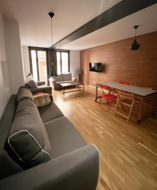Apartamentos Laurel Logrono Bagian luar foto